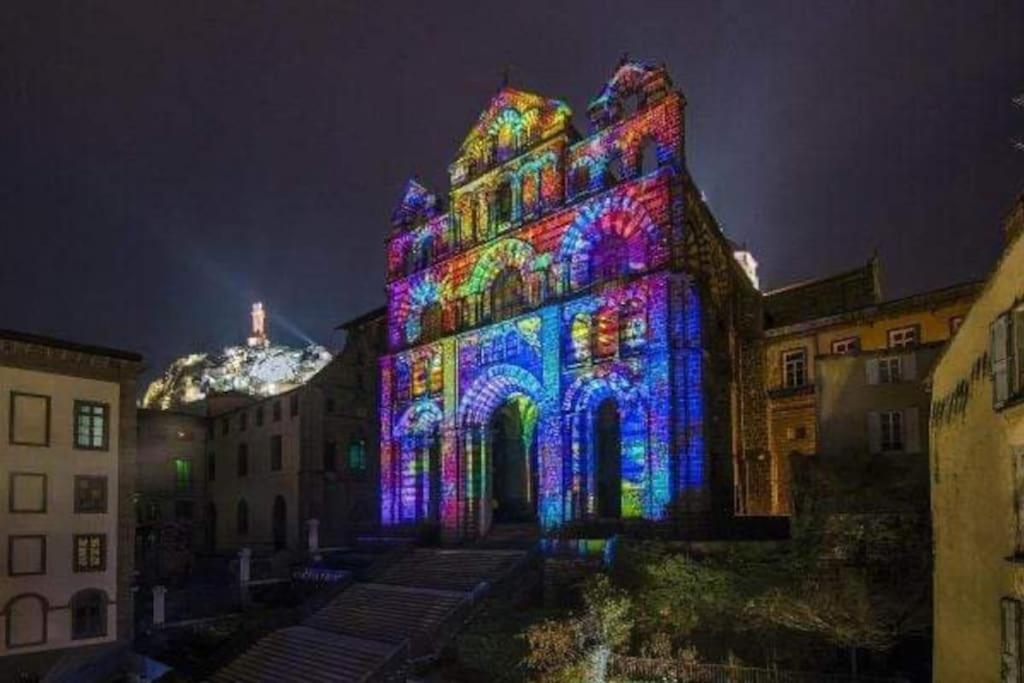 Logis Du Chandelier Le Puy-en-Velay Exteriér fotografie