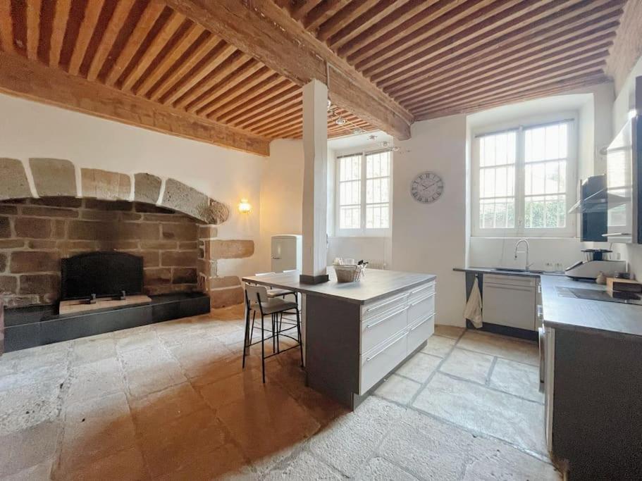 Logis Du Chandelier Le Puy-en-Velay Exteriér fotografie