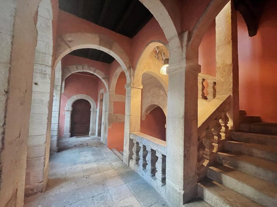 Logis Du Chandelier Le Puy-en-Velay Exteriér fotografie